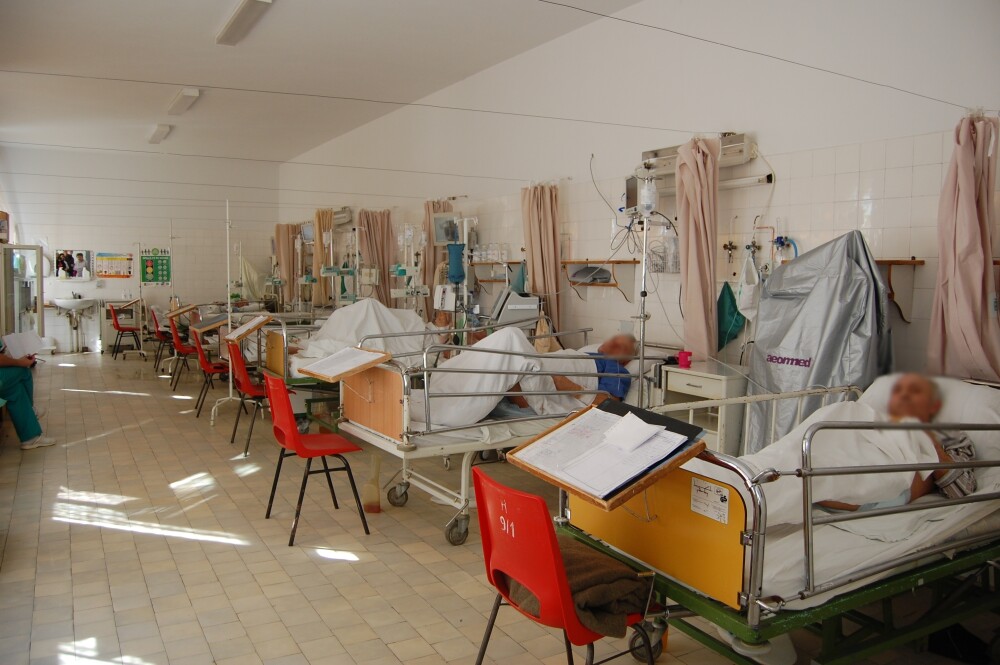 Sectia de Terapie Intensiva a Spitalului Judetean Satu Mare a fost resuscitata - Imaginea 1