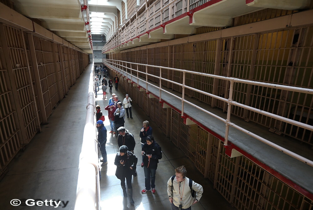 Momentul in care cei mai periculosi criminali ai SUA au parasit Alcatraz: ultimele ore in Fortareata - Imaginea 1