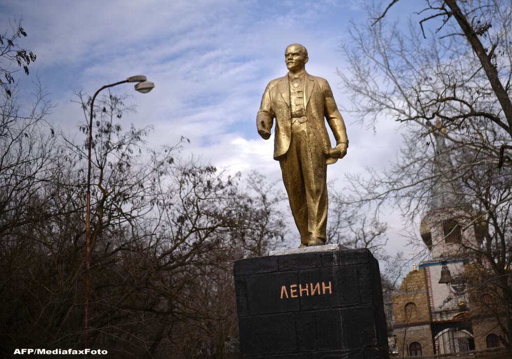 96,6% dintre locuitorii Crimeei au votat pentru alipirea la Rusia. 