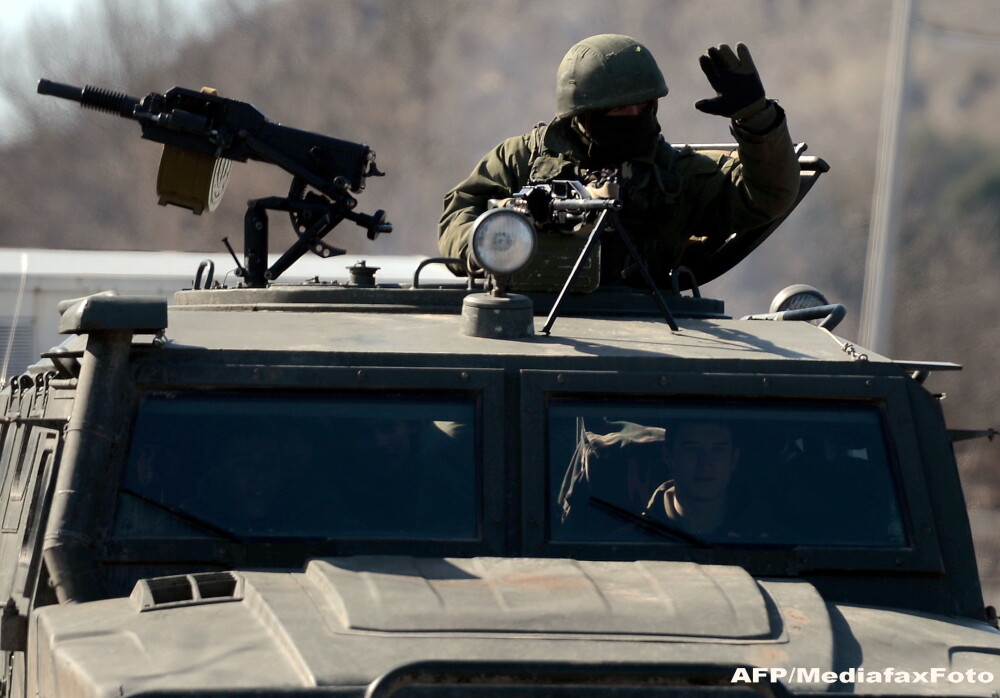 Criza in Ucraina. Autoritatile de la Kiev acuza Rusia de invazie militara si ameninta ca vor riposta - Imaginea 5