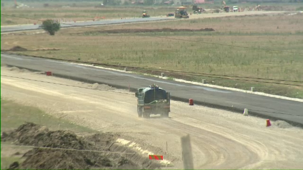 Autostrada Comarnic - Brasov face colectie de amanari si promisiuni. Socoteala lui Ponta nu s-a potrivit cu cea a bancilor - Imaginea 5