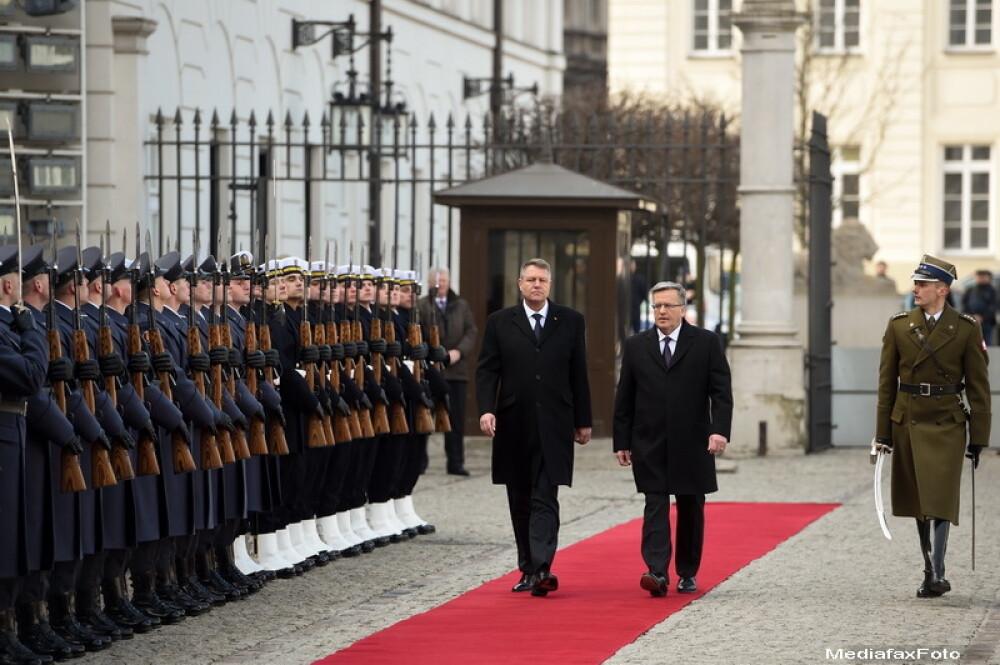 Klaus Iohannis, vizita oficiala in Polonia. Ce a discutat cu presedintele Komorowski despre Ucraina, NATO si R. Moldova - Imaginea 2