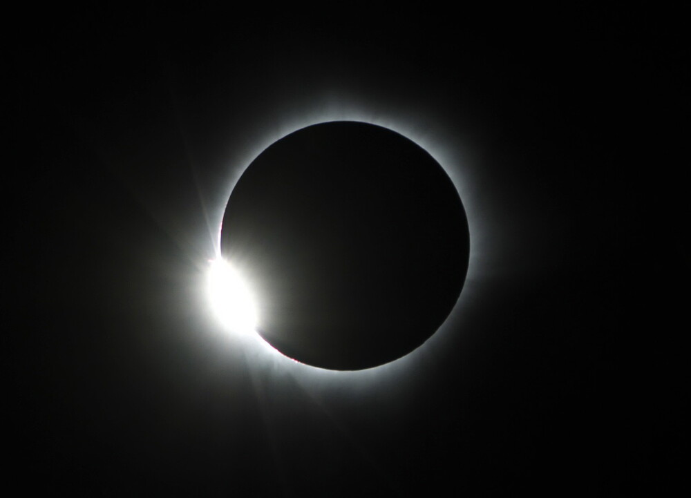 GALERIE FOTO si VIDEO cu prima eclipsa totala de Soare din 2016. Zonele in care a fost vizibil fenomenul - Imaginea 2