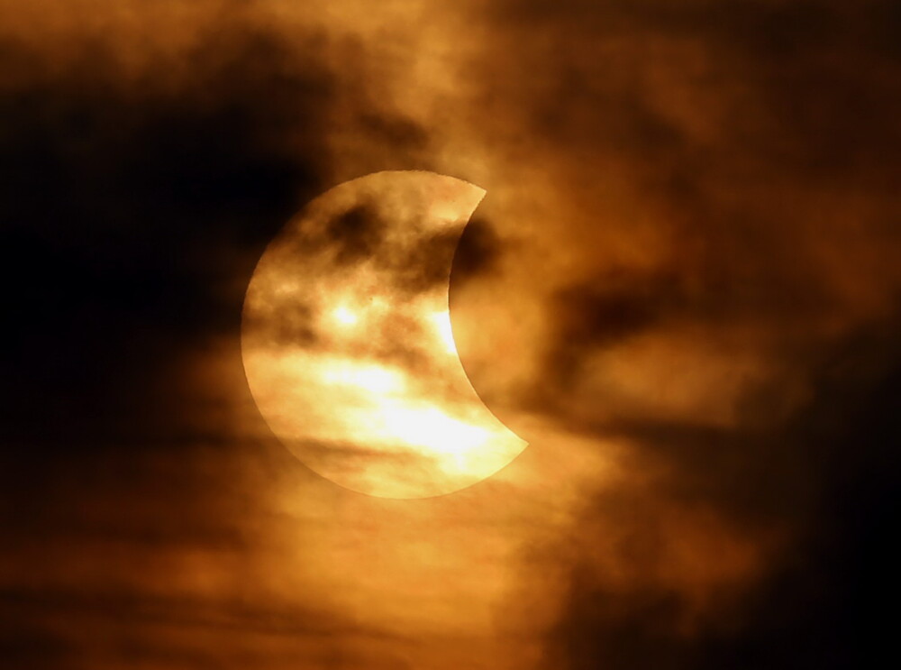 GALERIE FOTO si VIDEO cu prima eclipsa totala de Soare din 2016. Zonele in care a fost vizibil fenomenul - Imaginea 4