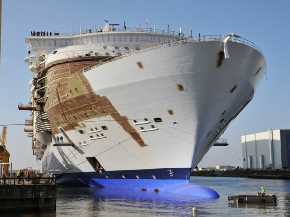 Colosul marilor si oceanelor. Franta a inceput testarea celei mai mari nave de croaziera din lume. VIDEO si FOTO - Imaginea 2