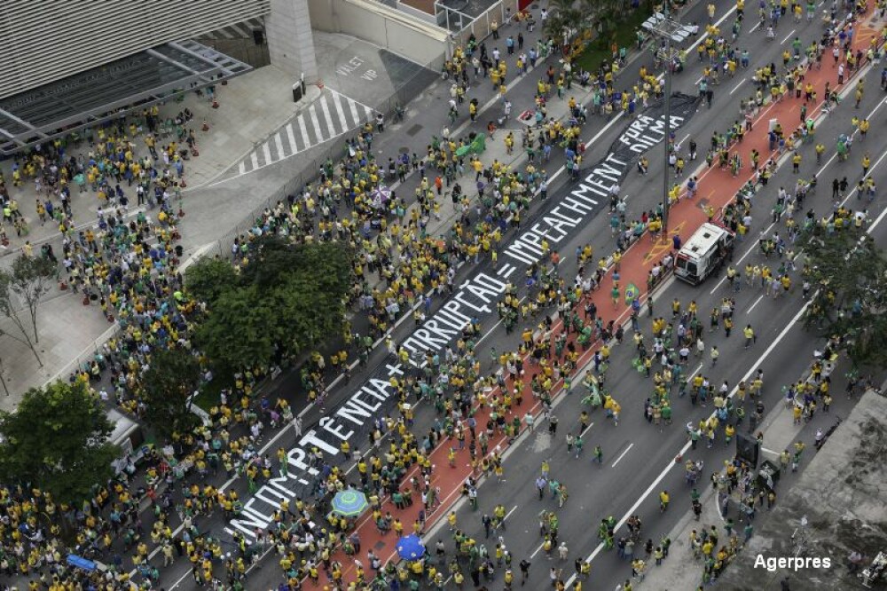 Manifestatii de proportii istorice impotriva presedintei in Brazilia. 1.4 milioane de oameni au iesit in strada. FOTO - Imaginea 4
