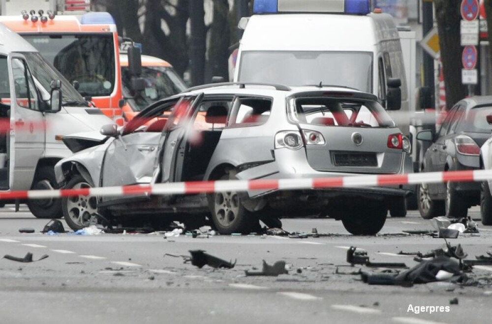 O masina a explodat in Berlin, dupa detonarea unui dispozitiv exploziv. Soferul a murit. FOTO si VIDEO - Imaginea 3