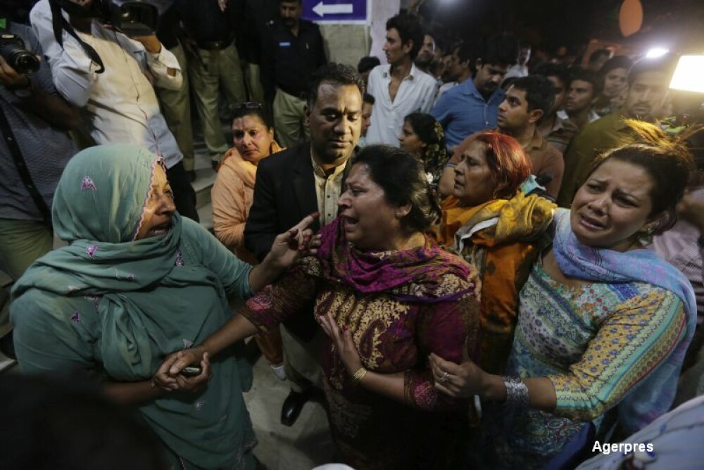 Atentat cu 65 de morti, majoritatea femei si copii, in Pakistan. Talibanii revendica atacul: 