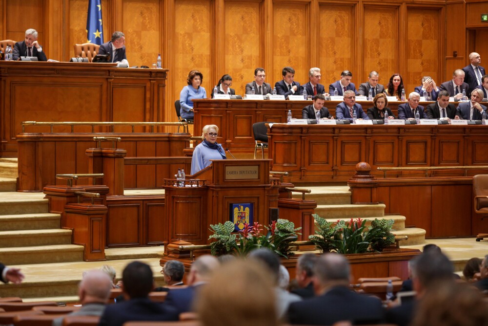 Dăncilă, în Parlament: ”Au apărut multe manipulări şi românii au dreptul să ştie adevărul” - Imaginea 4