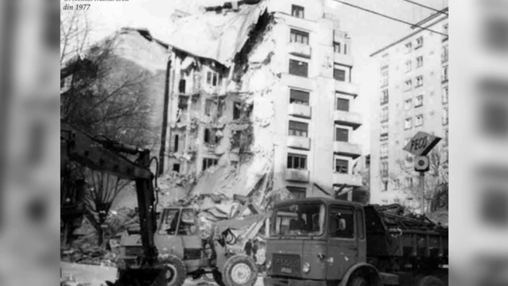 Se împlinesc 47 de ani de la cutremurul din 1977. Peste 1.500 de oameni au murit | GALERIE FOTO - Imaginea 9