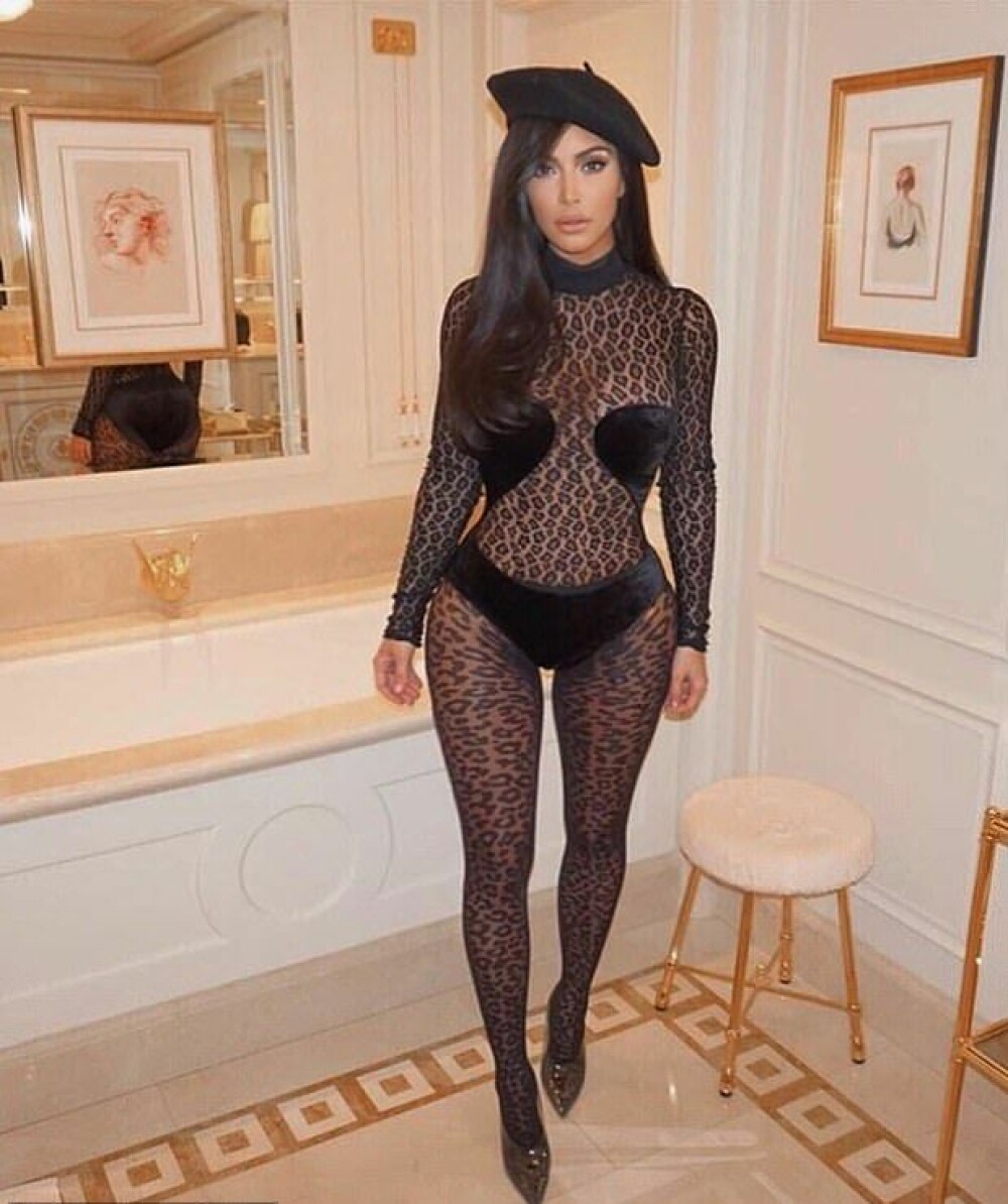 Kim Kardashian, din nou în atenția presei. Cum a apărut în public, la Paris. GALERIE FOTO - Imaginea 2