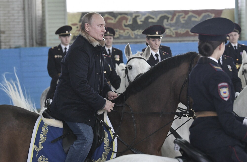 Surpriza pe care le-a pregătit-o Vladimir Putin rusoaicelor, în ajunul Zilei Femeii - Imaginea 3