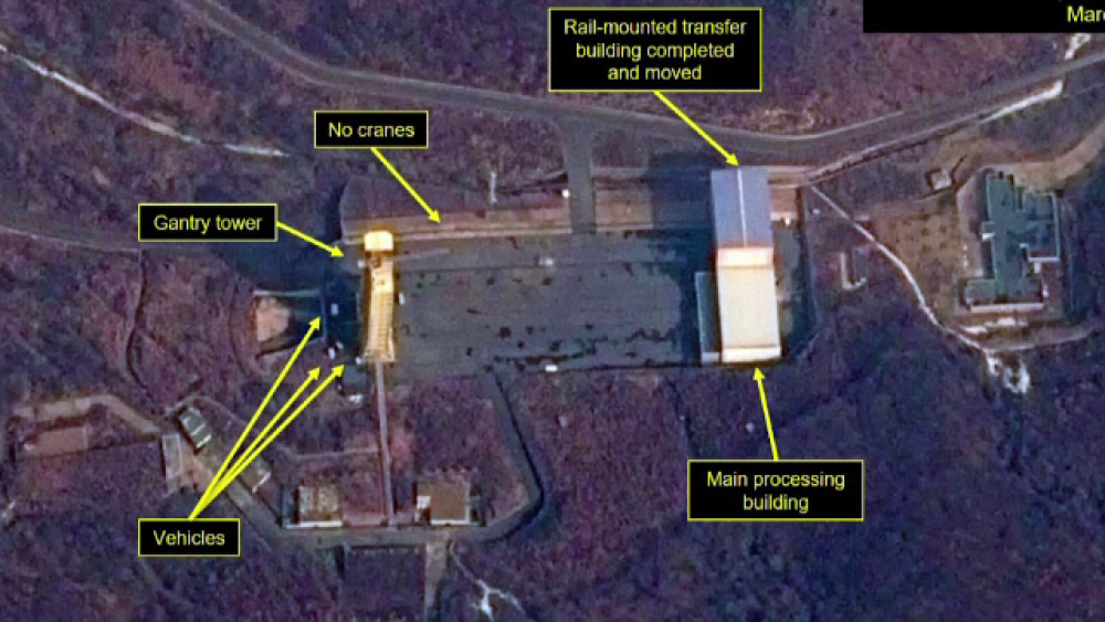 Imagini din complexul nuclear în care Kim Jong-un ar efectua din nou teste cu rachetă - Imaginea 5