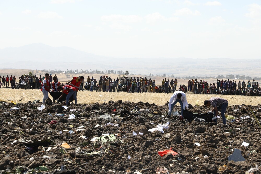 Avionul prăbușit în Etiopia: 157 de morți. Pilotul ceruse să revină pe aeroport - Imaginea 7