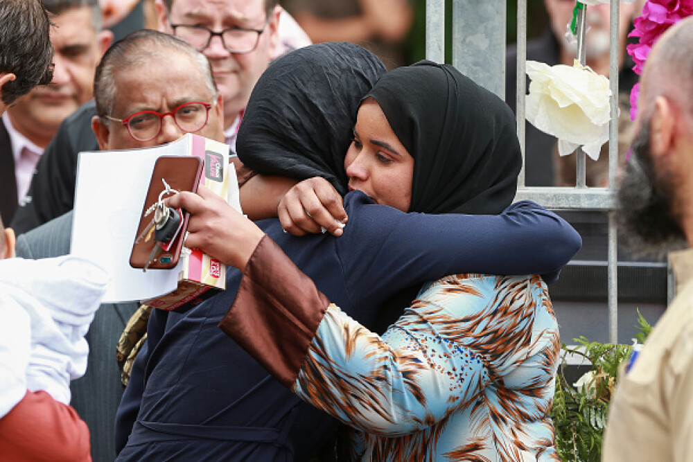 Gestul emoționant făcut de premierul Noii Zeelande, după atacul de la Christchurch - Imaginea 6
