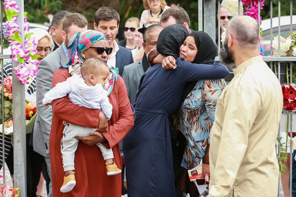 Gestul emoționant făcut de premierul Noii Zeelande, după atacul de la Christchurch - Imaginea 4