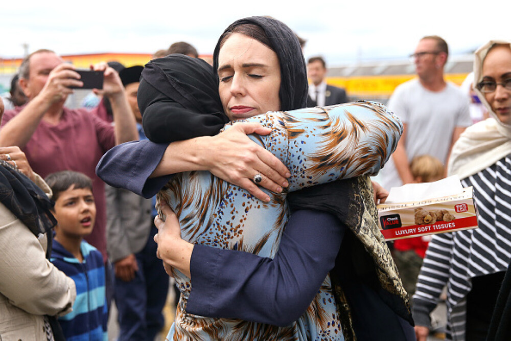 Gestul emoționant făcut de premierul Noii Zeelande, după atacul de la Christchurch - Imaginea 2