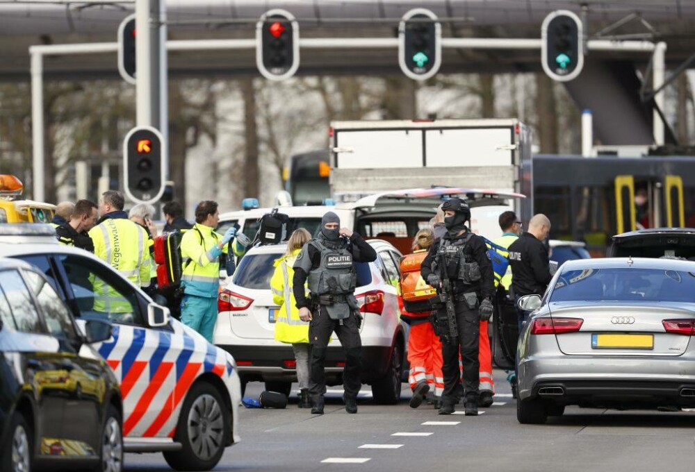Atac armat în Olanda. Primele mărturii: ”Am dus o femeie plină de sânge în mașina mea” - Imaginea 7