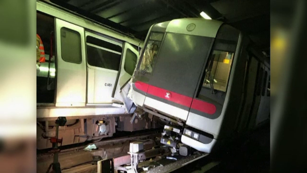 Accident la metroul din Hong Kong. Două trenuri s-au ciocnit violent în timpul unor teste - Imaginea 2