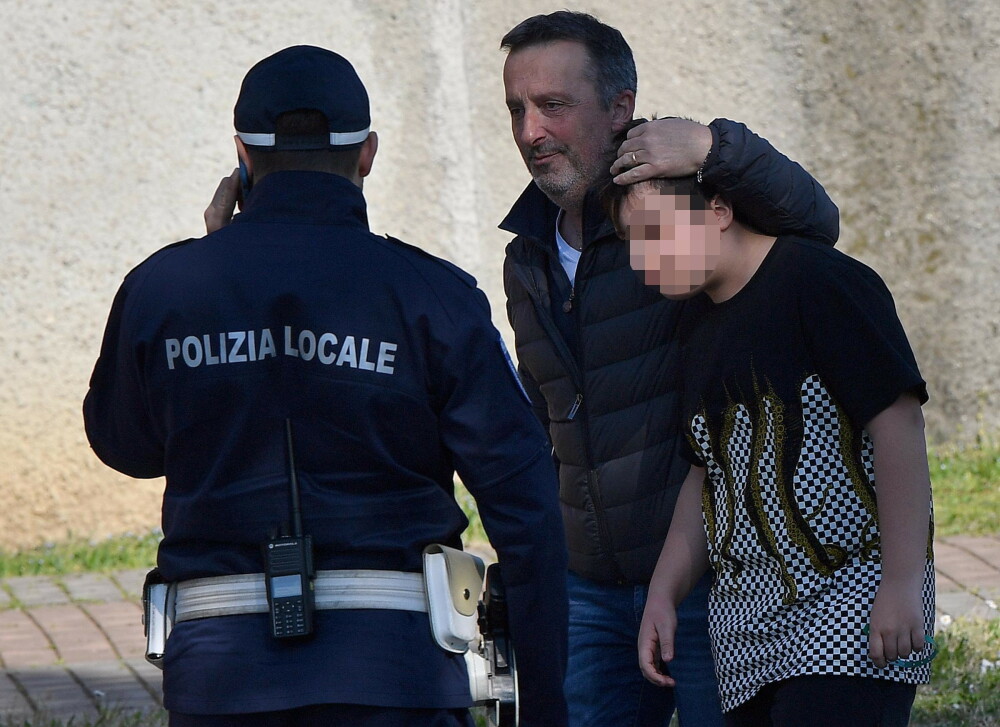 Cine e bărbatul care a vrut să ucidă 51 de copii în Italia. Reacția sa după ce a fost prins - Imaginea 7