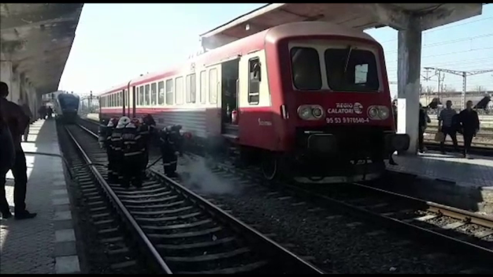 Mărturiile pasagerilor din trenul care a luat foc în gară: „Două minute și explodam toți” - Imaginea 5