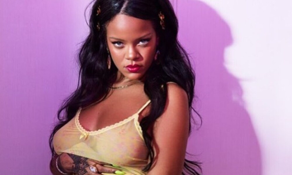 Rihanna în imagini extrem de provocatoare în noua sa linie de lenjerie intimă. GALERIE FOTO - Imaginea 2