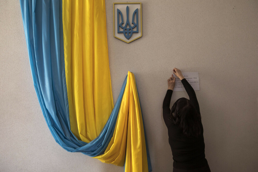 Alegeri prezidențiale în Ucraina. Un actor fără experiență politică a câștigat prima rundă - Imaginea 5