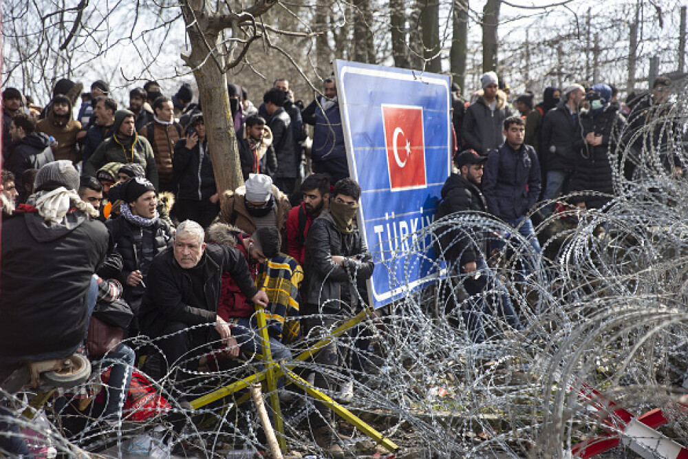 Erdogan ameninţă UE cu „milioane” de migranţi. Grecia solicită sprijin rapid - Imaginea 1