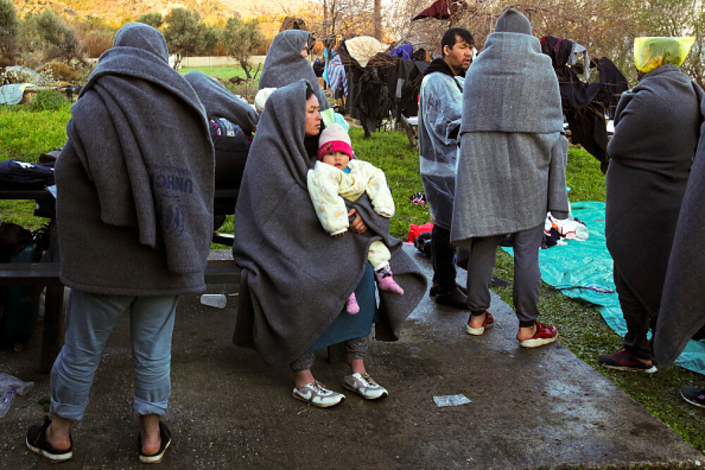 Ciocniri la frontiera turco-greacă între poliţişti greci şi migranţi. România trimite ajutoare - Imaginea 2