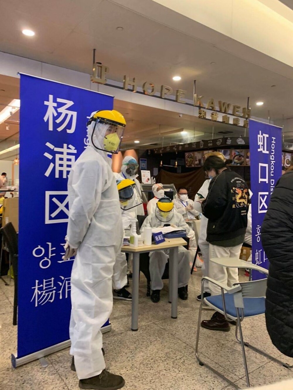 Măsurile luate de autorităţile chineze pe aeroporturi. Cum descoperă dacă pasagerii spun adevărul - Imaginea 1