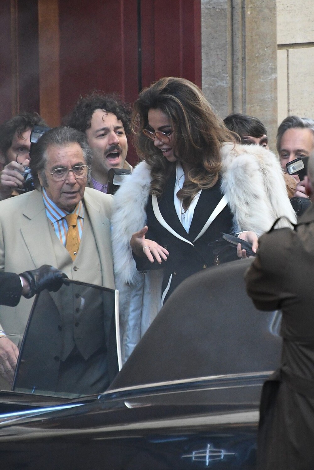 Mădălina Ghenea, la brațul lui Al Pacino. Imaginile care fac senzație în lumea filmului - Imaginea 4