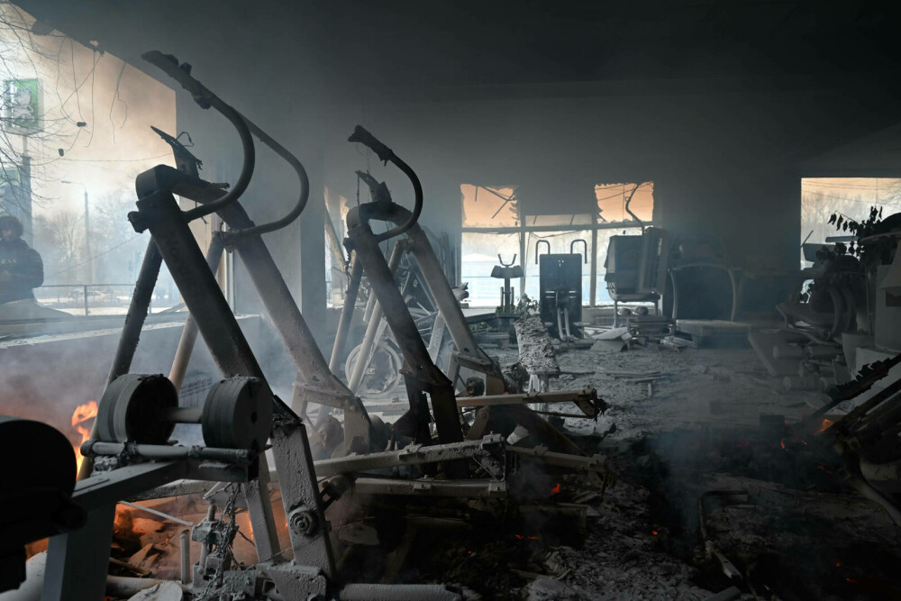 Războiul din Ucraina, în imagini. Rușii au făcut prăpăd și au semănat teroare - Imaginea 12