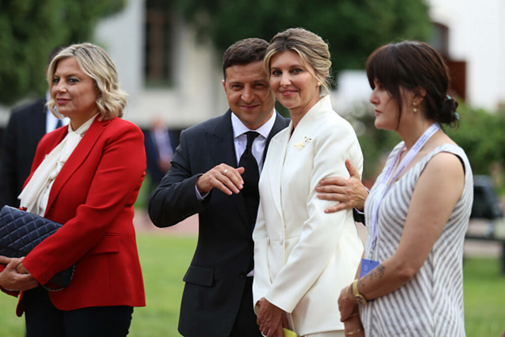 Cine este și cum arată Olena Zelenska, soția președintelui ucrainean Volodimir Zelenski. Galerie Foto - Imaginea 10