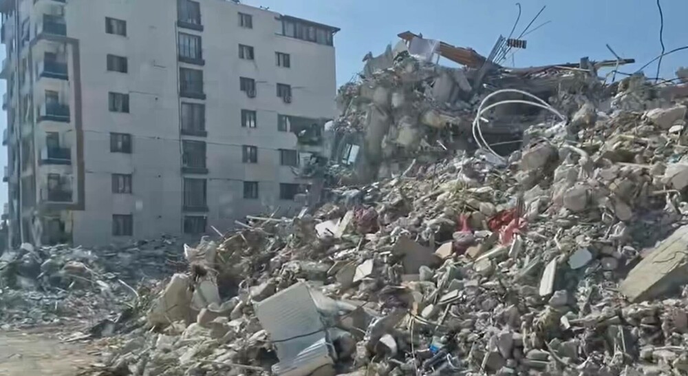 Turcia comemorează victimele cutremurului din 6 februarie 2023, cel mai grav dezastru din istoria modernă a ţării - Imaginea 13