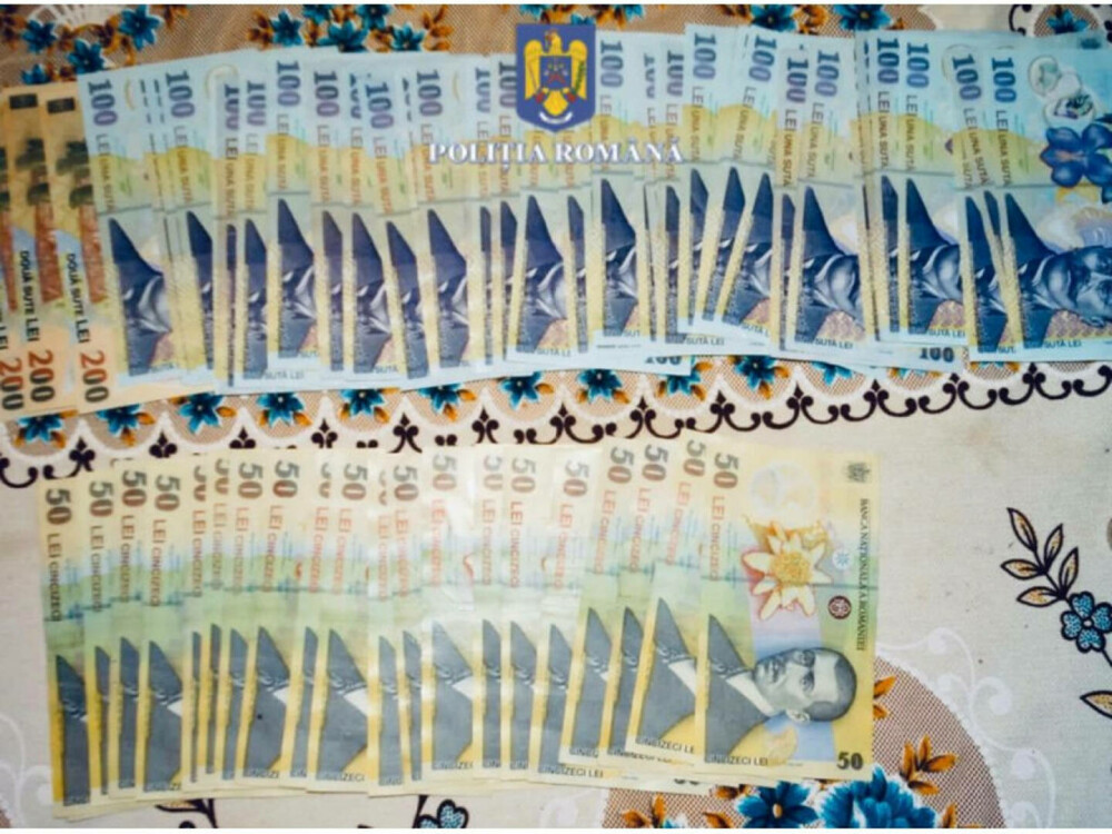 10.000 de euro în bancnote false au fost găsiți în Neamţ, în urma unor percheziţii. Ce au mai descoperit poliţiştii. FOTO - Imaginea 2