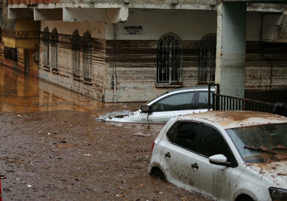 Turcia, lovită de inundații în zonele devastate de cutremure. 10 persoane au murit | GALERIE FOTO - Imaginea 12