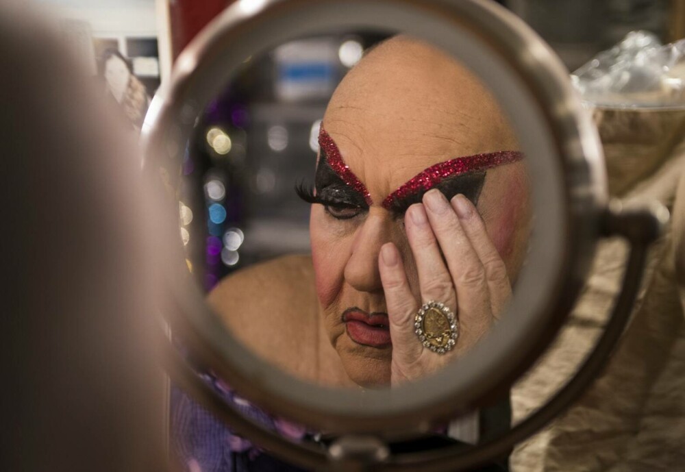 A murit legenda travesti. Cel mai bătrân drag queen din lume s-a stins la vârsta de 92 de ani | FOTO - Imaginea 1