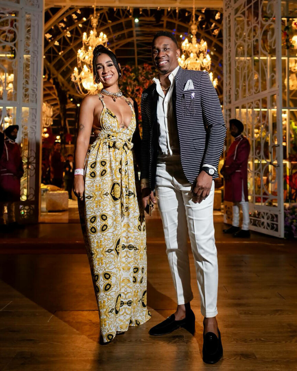 Ce ținute au purtat vedetele la nunta miliardarilor din India. Mireasa a avut o rochie ca a lui Blake Lively. FOTO - Imaginea 14