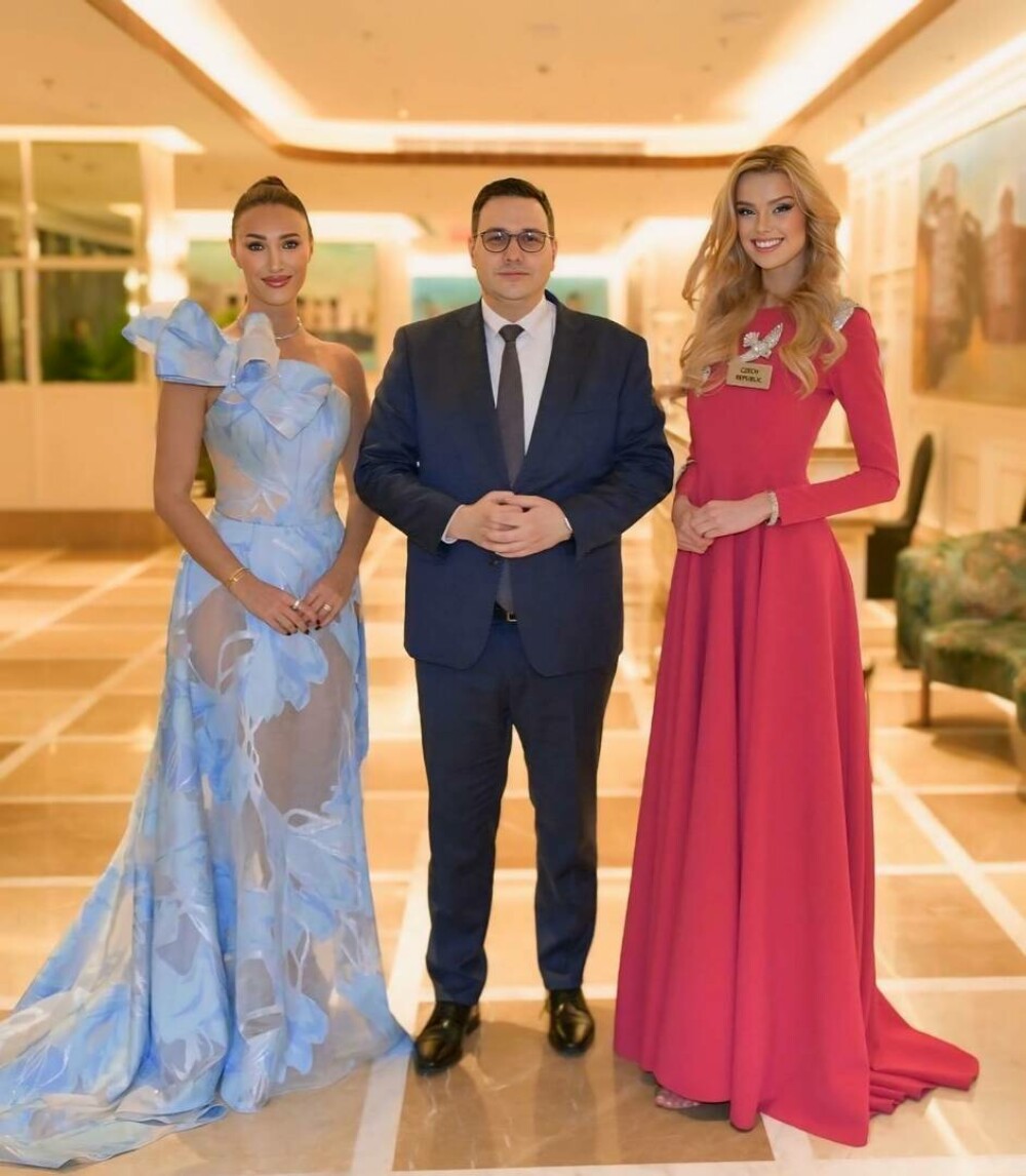 Krystyna Pyszková a câștigat titlul de Miss World 2024. Cum arată frumoasa din Cehia | GALERIE FOTO și VIDEO - Imaginea 6
