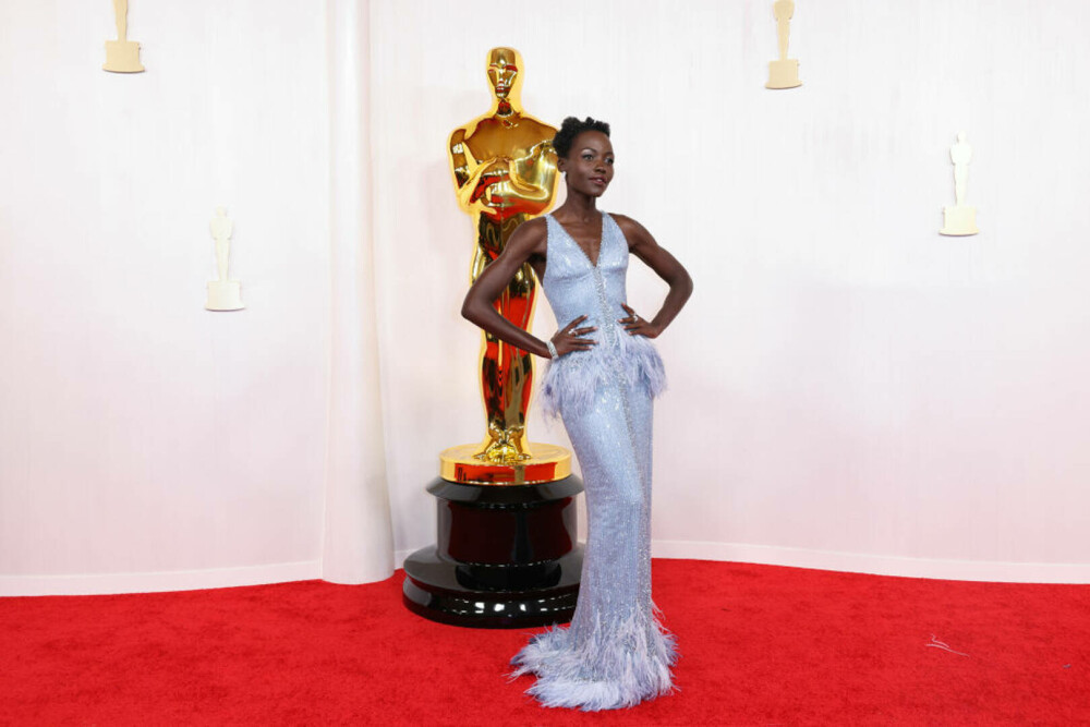 Cele mai bune ținute de la Oscar 2024. Rochii spectaculoase și bijuterii de milioane pe covorul roșu GALERIE FOTO - Imaginea 8