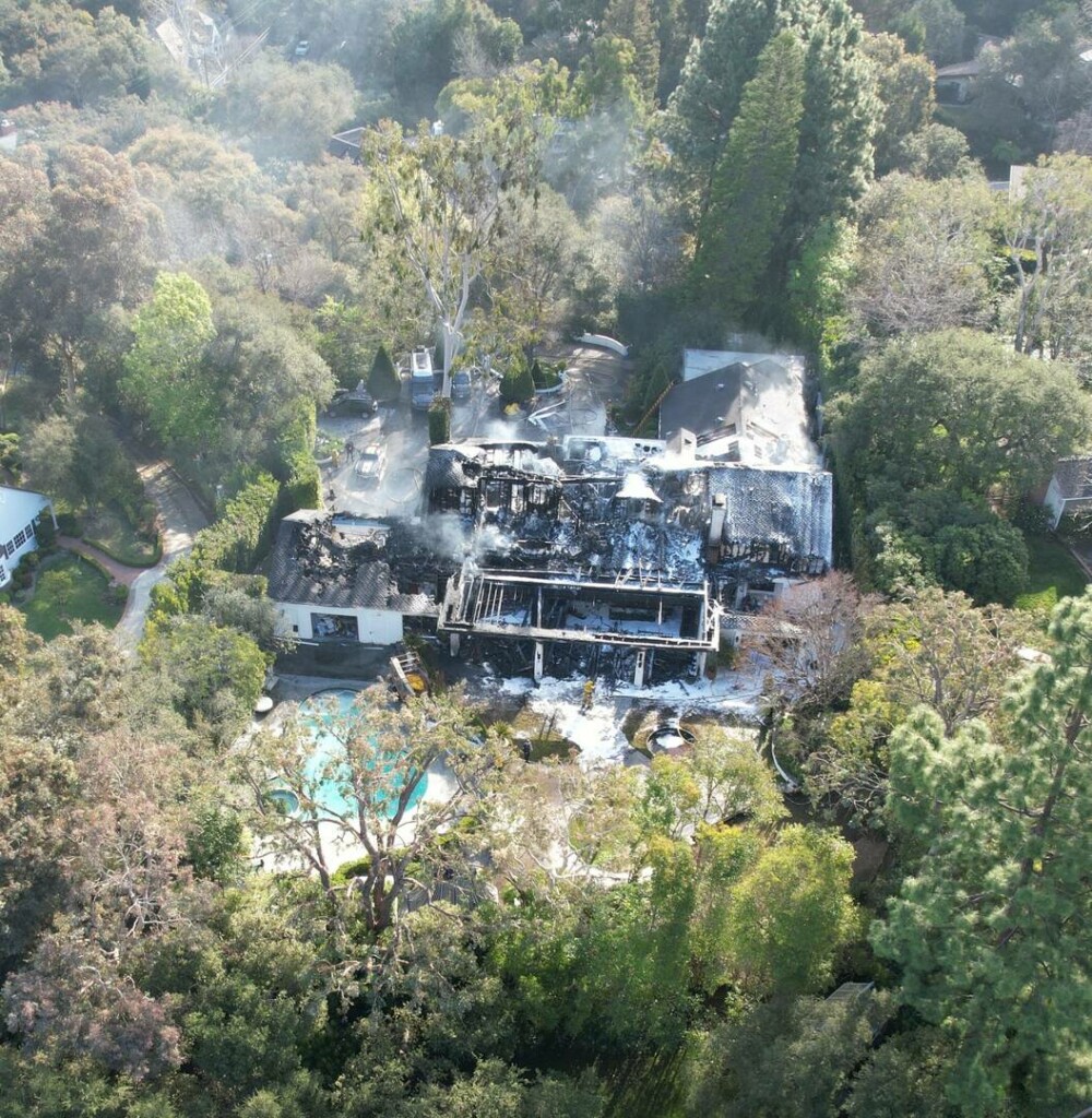 Prima reacție a Carei Delevingne după ce casa de 10 milioane de dolari i-a fost distrusă de un incendiu. „Am inima frântă” - Imaginea 6