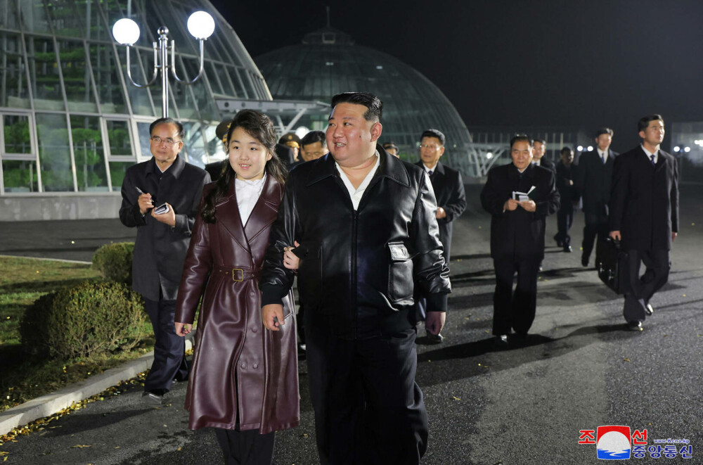 Pe cine a ales Kim Jong Un să-i succeadă la putere. Anunțul făcut de Ministerul sud-coreean al Unificării. FOTO - Imaginea 6