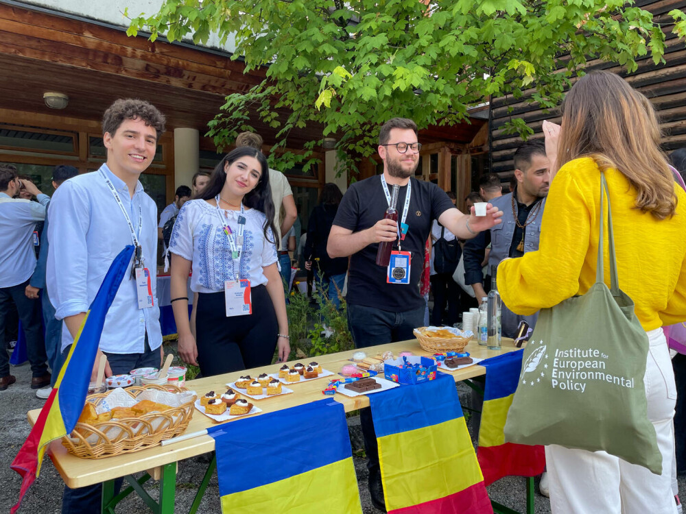 Tinerii din România au șansa să aplice la Forumul European Alpbach: înscrierile pentru burse sunt deschise până pe 25 martie - Imaginea 1