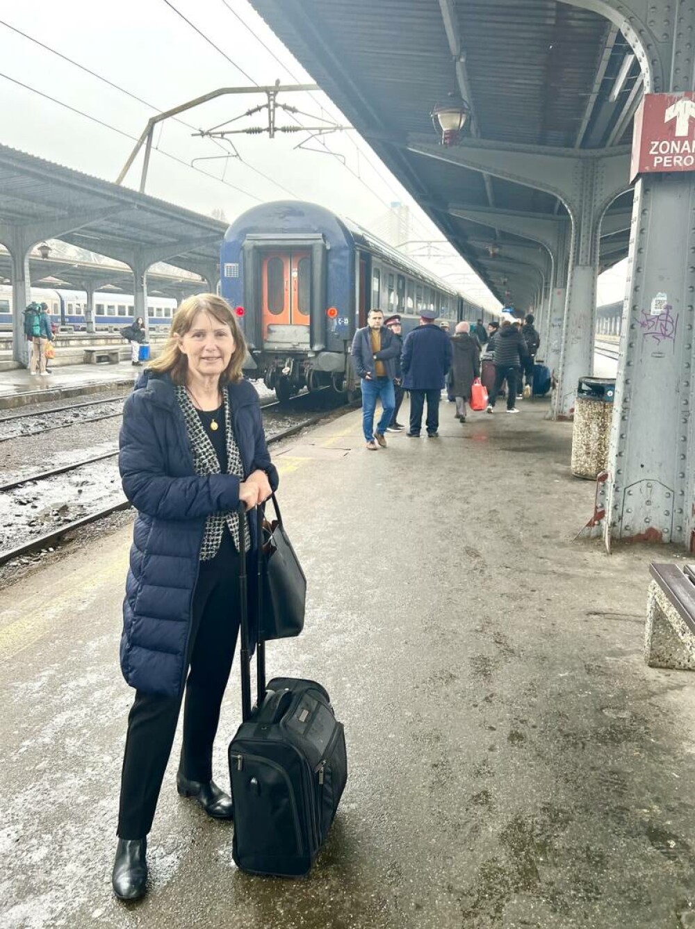 Ambasadoarea SUA în România a mers cu trenul la Suceava: ”Sunt impresionată de Bucovina”. Ce spune despre experiența CFR FOTO - Imaginea 1