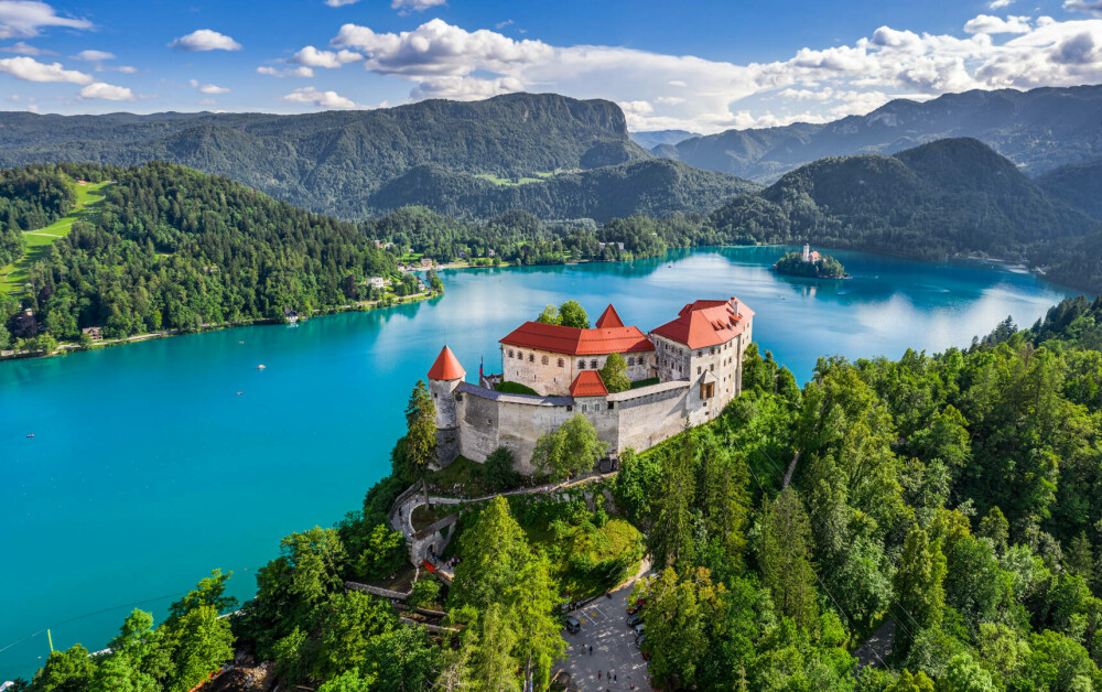 Țara din Europa cu peisaje de vis, castele superbe, stațiuni pitorești la mare și lacuri idilice, pe care nu o poți rata - Imaginea 5