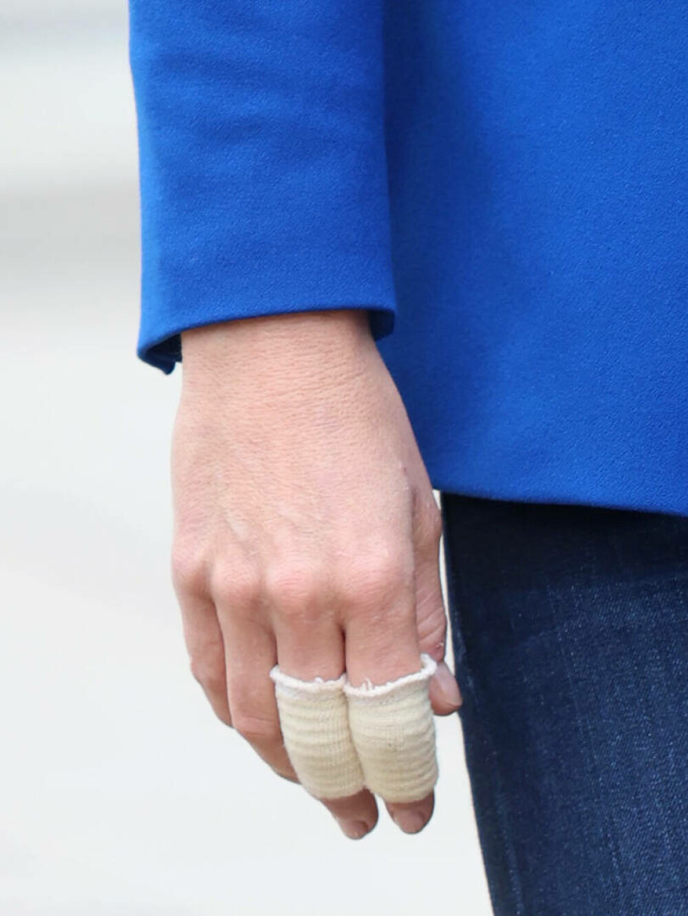Motivul pentru care prințesa de Wales apare mereu cu degetele bandajate. Ce probleme de sănătate ar mai avea Kate - Imaginea 11