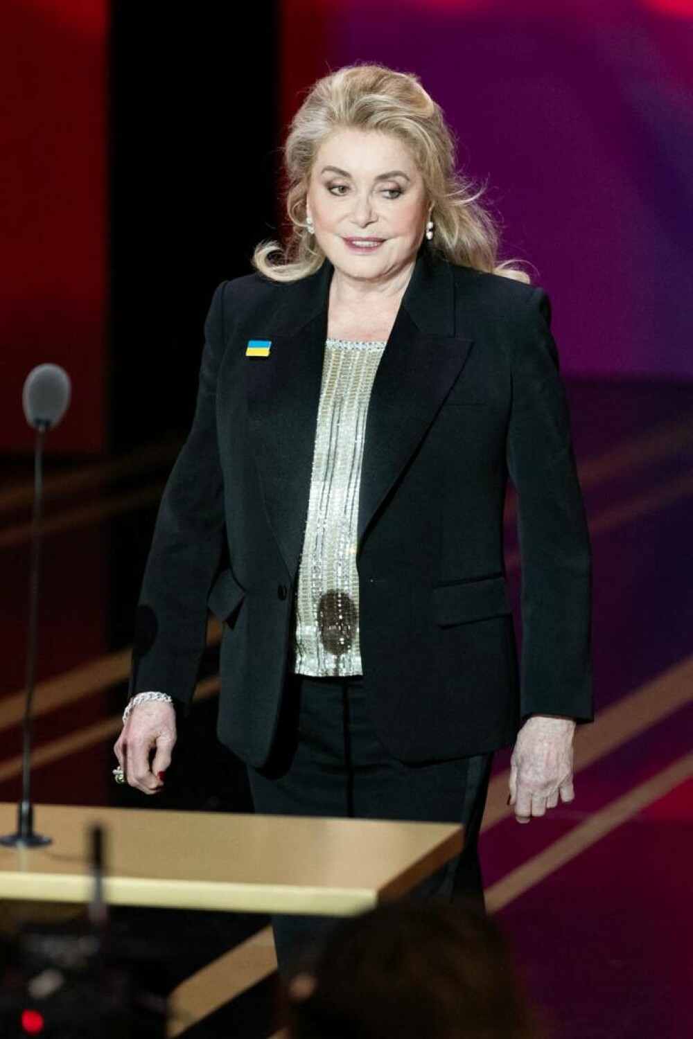 Catherine Deneuve a dedicat Ucrainei cea de-a 50-a ediţie a Premiilor César. FOTO&VIDEO - Imaginea 9