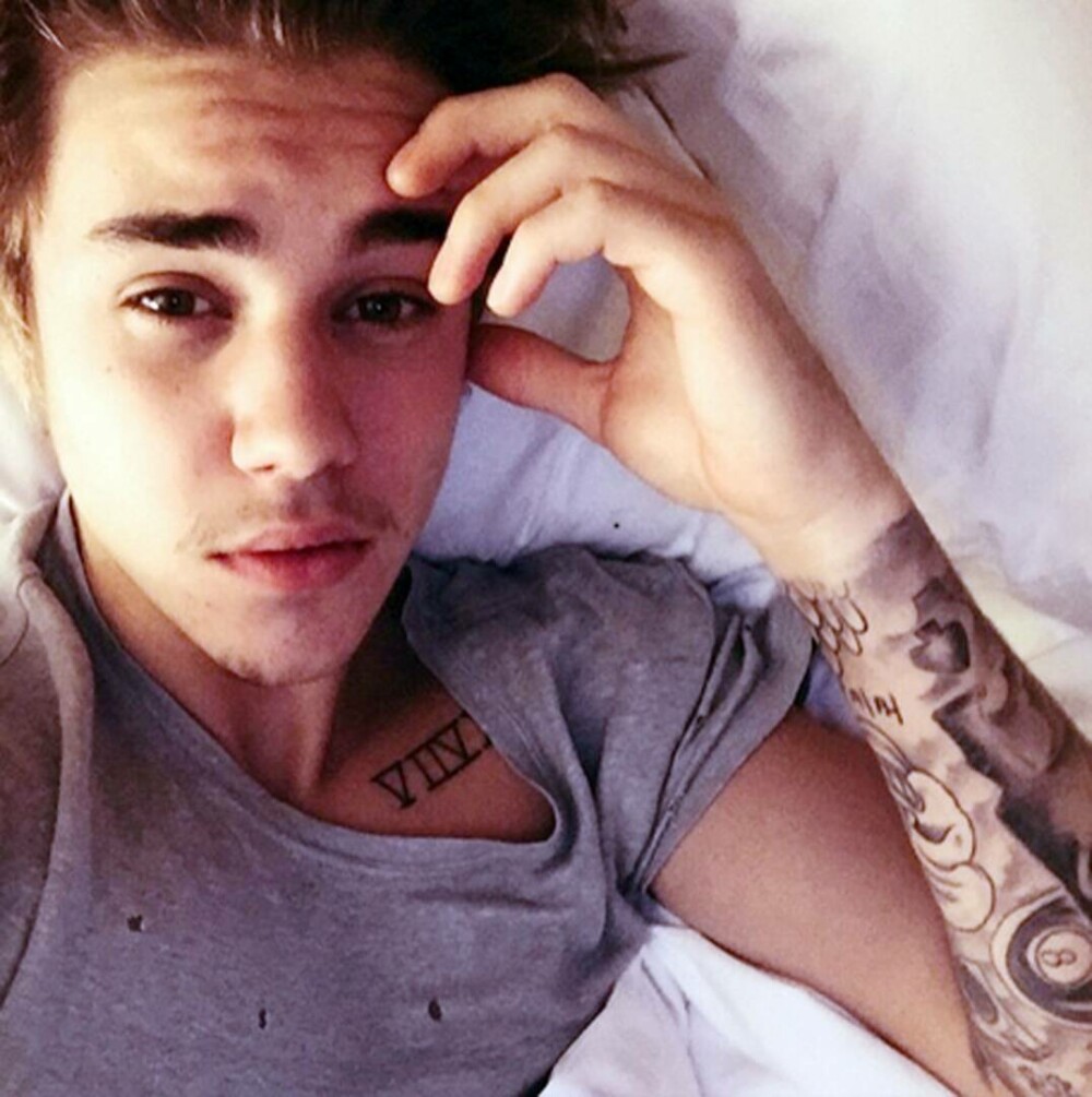 Fanii au făcut glume pe seama lui Justin Bieber după ce l-au văzut cum a apărut la festivalul Coachella. FOTO&VIDEO - Imaginea 16