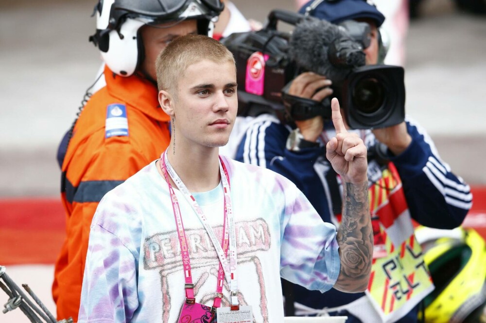 Justin Bieber recunoaște că are „probleme cu furia”. „Dacă aș fi putut să mă vindec singur, deja aș fi făcut-o” - Imaginea 11