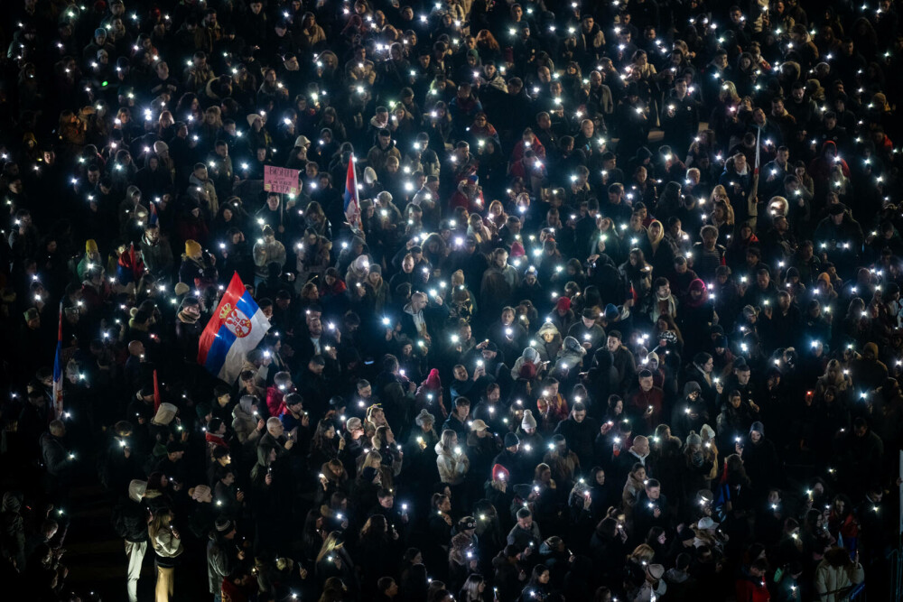 Nouă manifestație a studenților împotriva corupției din Serbia. Tinerii sârbi și-au exprimat revolta față de Guvern - Imaginea 5